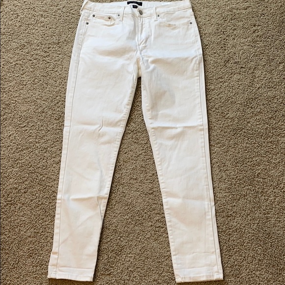 Banana Republic White Jeans - Picture 2 of 6